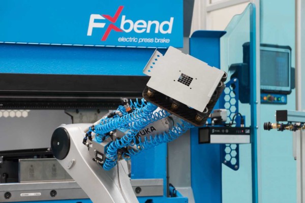 Euromac met compacte, energiezuinige buigcel op Metavak| DID-online.nl