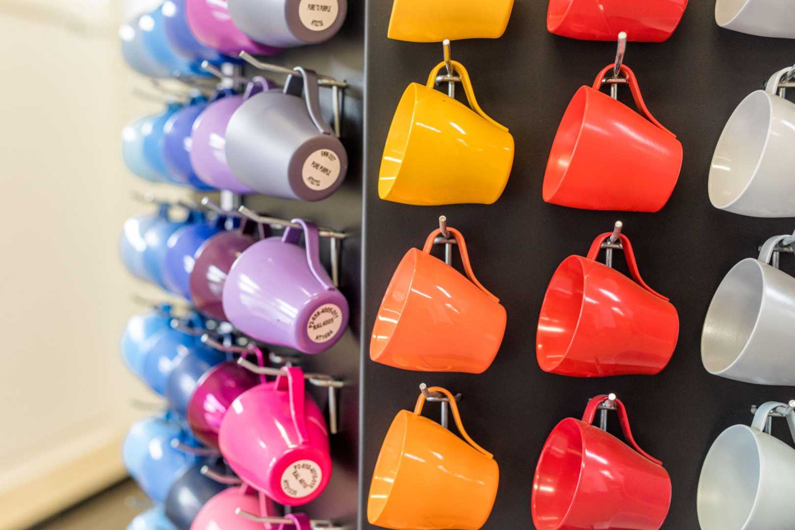 verschillende kleuren kopjes