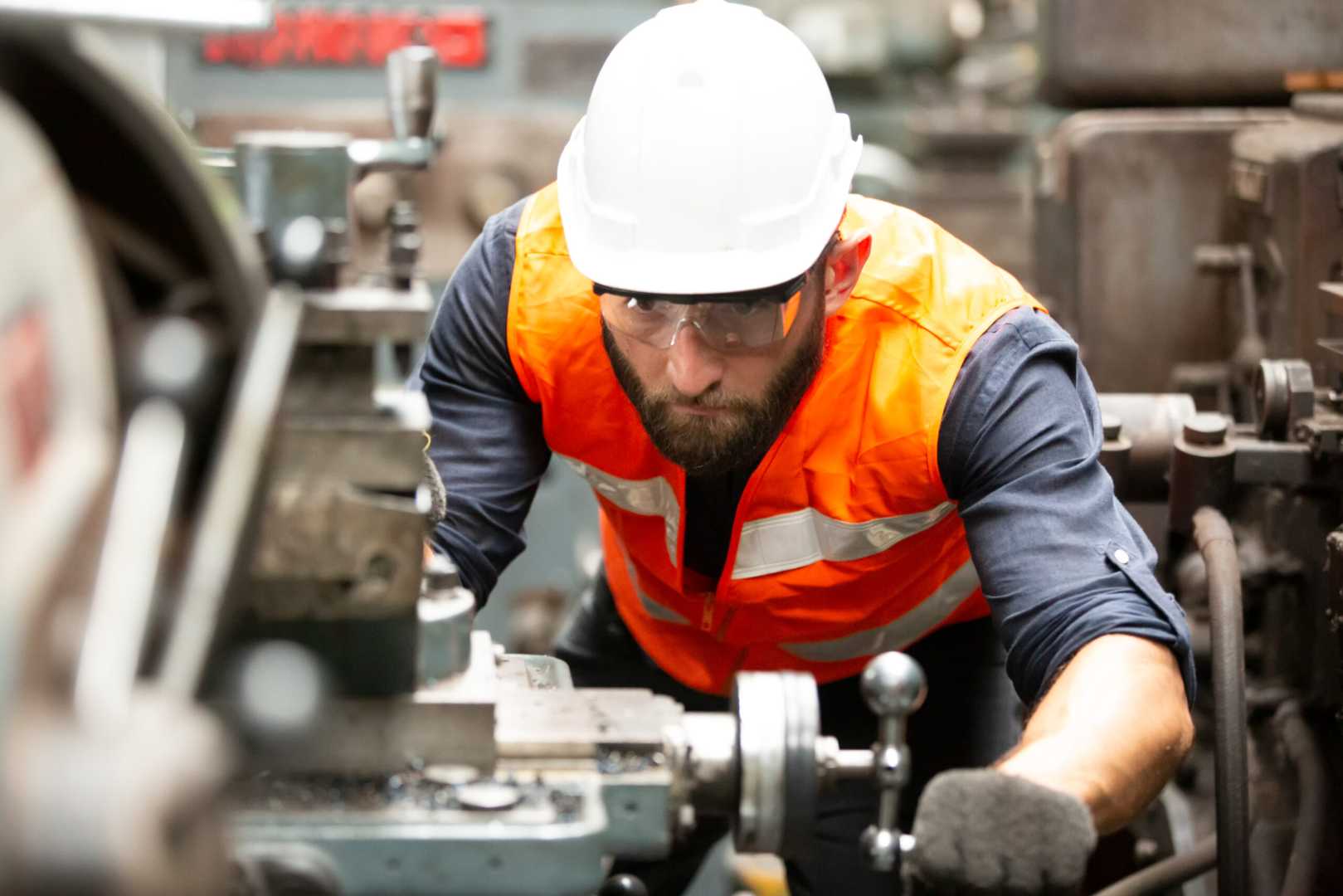 Productie industrie in maart bijna 2 procent hoger dan jaar eerder