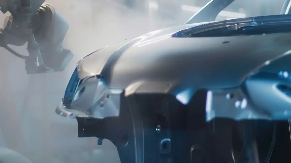Auto in productie| DID-online.nl
