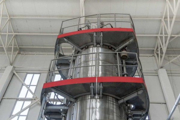 Granulaat tank van onderaf gefotografeerd| DID-online.nl