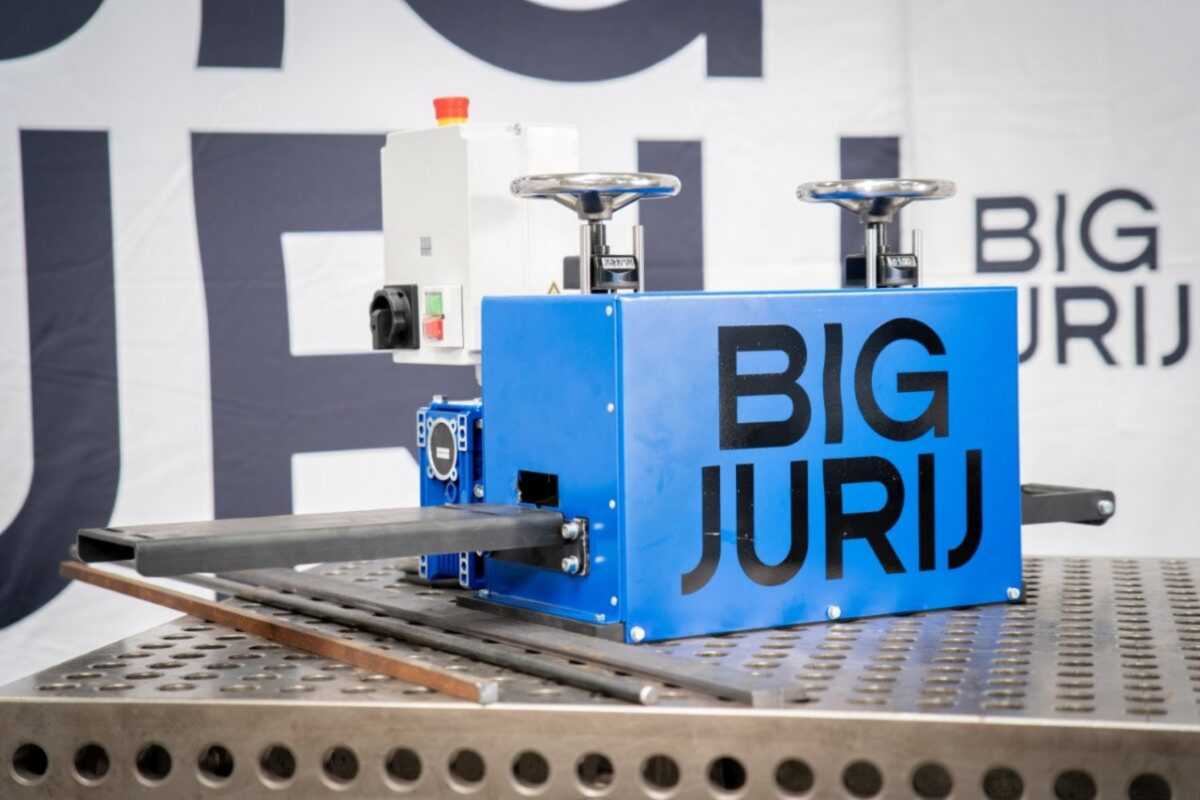 Big Jurij Mini richtmachine van Hevami| DID-online.nl