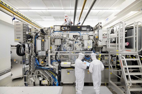 ASML kan vraag naar chipmachines nauwelijks bijbenen| DID-online.nl